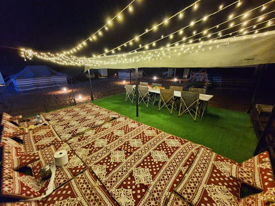 Crescent Desert Private Camp Shahiq Екстер'єр фото