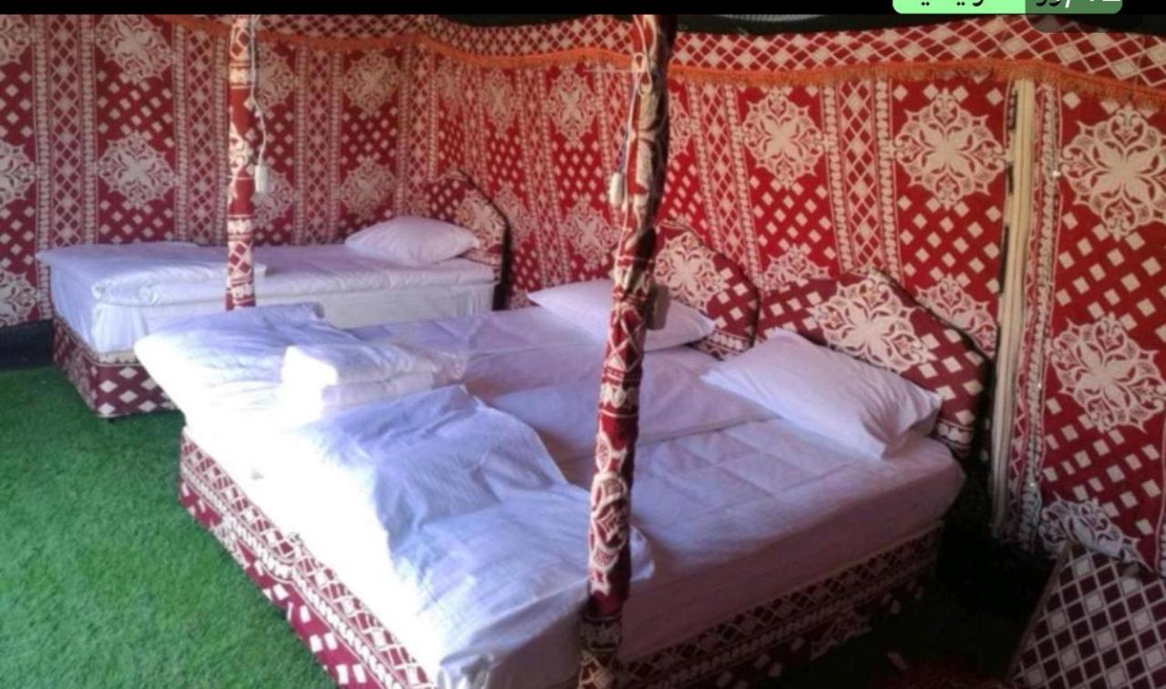 Crescent Desert Private Camp Shahiq Екстер'єр фото
