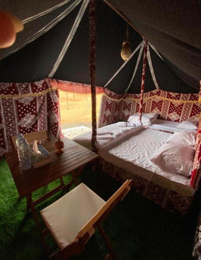 Crescent Desert Private Camp Shahiq Екстер'єр фото