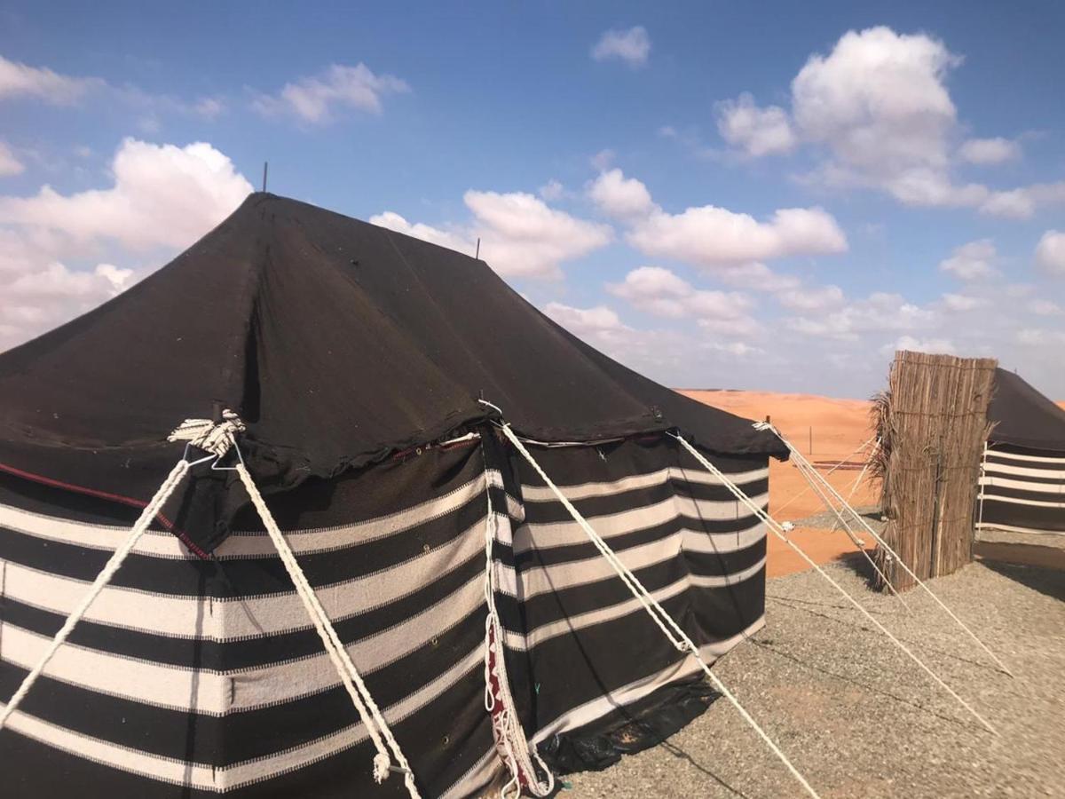 Crescent Desert Private Camp Shahiq Екстер'єр фото