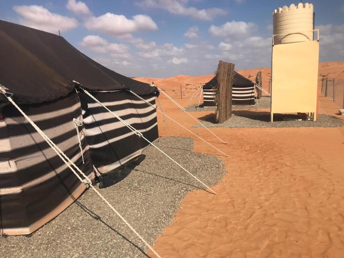 Crescent Desert Private Camp Shahiq Екстер'єр фото