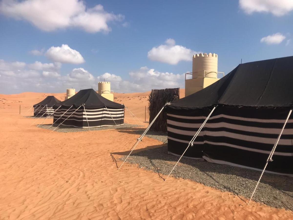 Crescent Desert Private Camp Shahiq Екстер'єр фото