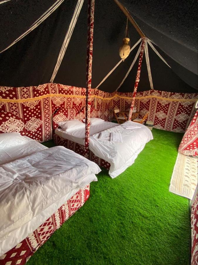 Crescent Desert Private Camp Shahiq Екстер'єр фото